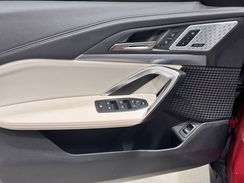 Certified 2025 BMW X2 xDrive28i image 18