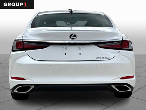 Used 2024 Lexus ES 350 w/ Luxury Package image 5