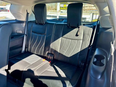 Used 2015 INFINITI QX60 AWD w/ Premium Package image 19