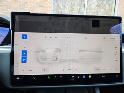 Used 2024 Tesla Model X Plaid image 43