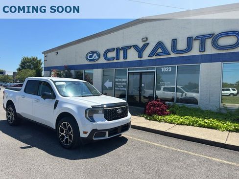 Used 2025 Ford Maverick Lariat AWD/4WD image 1