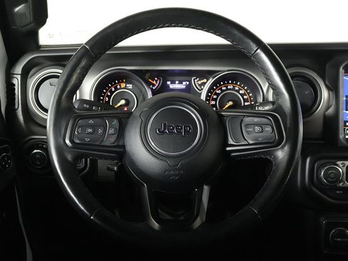 Used 2023 Jeep Gladiator Sport image 29