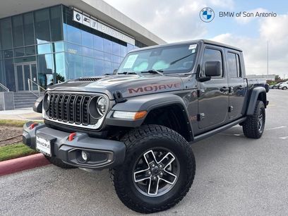 Used 2024 Jeep Gladiator Mojave w/ Convenience Group