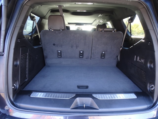 Used 2023 GMC Yukon XL AT4 w/ LPO, Floor Liner Package AWD/4WD image 22