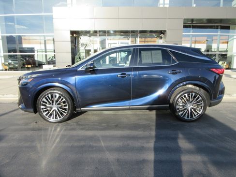 Used 2024 Lexus RX 350 w/ Convenience Package image 3