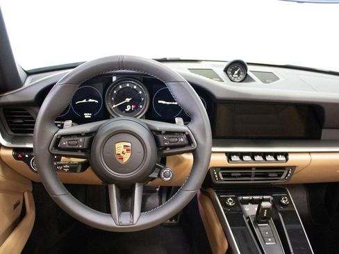 Used 2024 Porsche 911 Targa 4S image 6