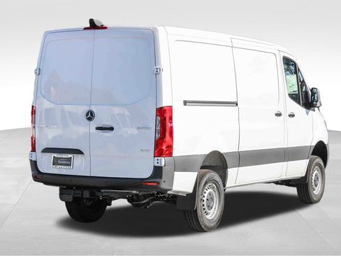 New 2026 Mercedes-Benz Sprinter 144 Cargo image 8