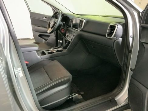 Used 2020 Kia Sportage LX w/ LX Popular Package image 26
