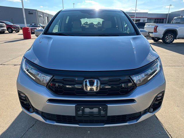 Used 2026 Honda Odyssey Elite image 6