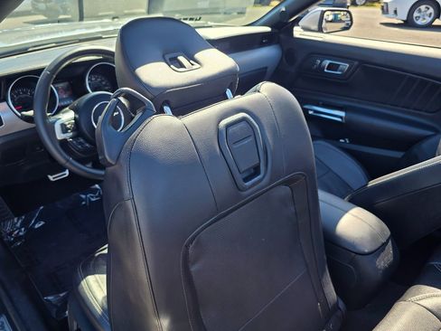 Used 2020 Ford Mustang Premium image 20