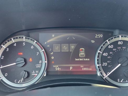 Used 2023 Toyota Highlander L image 8