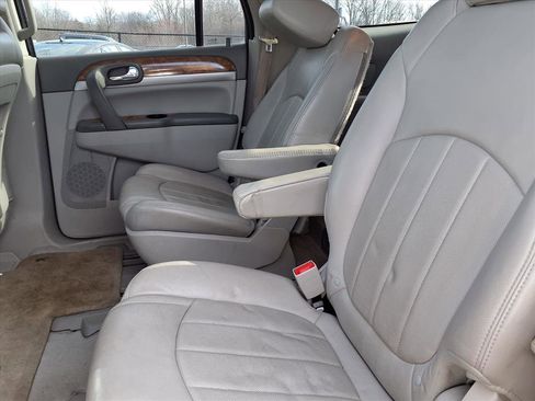 Used 2011 Buick Enclave CXL w/ LPO, Cargo Convenience Pkg image 7