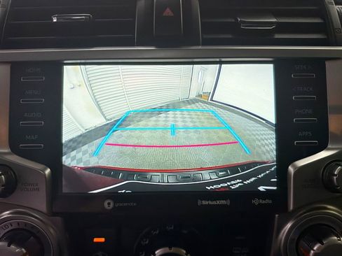 Used 2022 Toyota 4Runner SR5 Premium w/ Moonroof Package AWD/4WD image 30