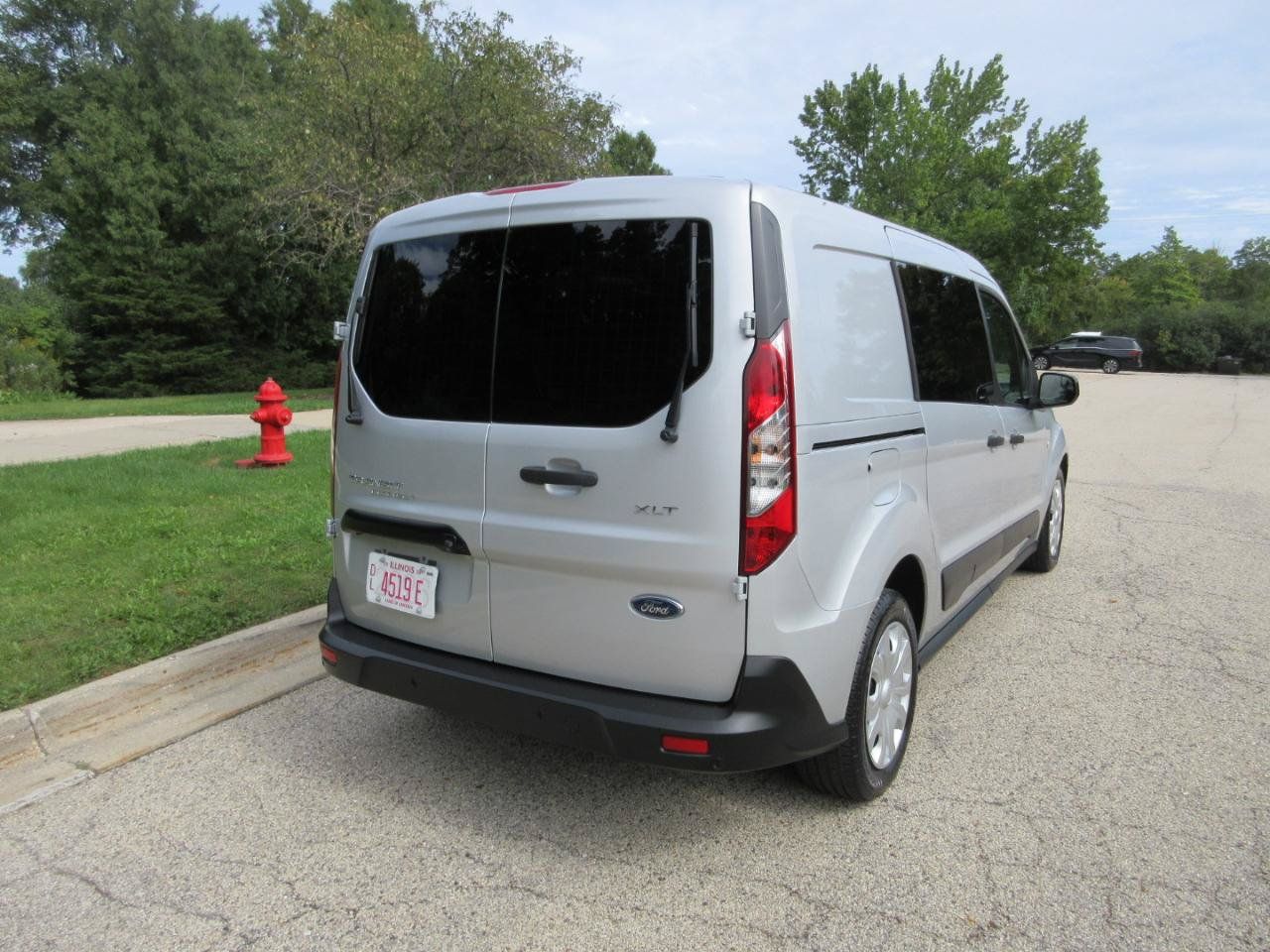 Used 2020 Ford Transit Connect XLT FWD image 11