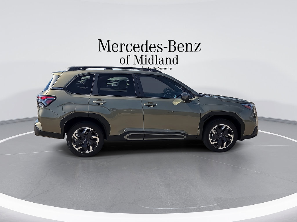 Used 2025 Subaru Forester Limited AWD/4WD image 9