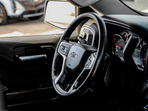 Used 2019 Chevrolet Silverado 1500 LT Trail Boss image 11