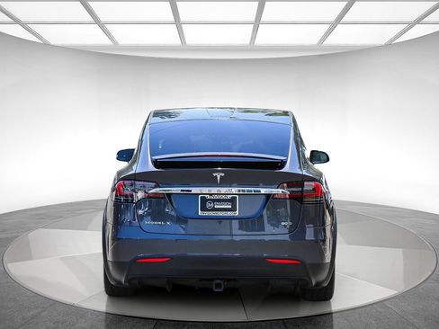 Used 2016 Tesla Model X 90D AWD/4WD image 3