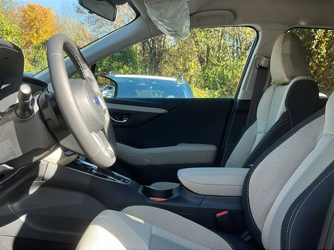 New 2025 Subaru Outback Premium image 6