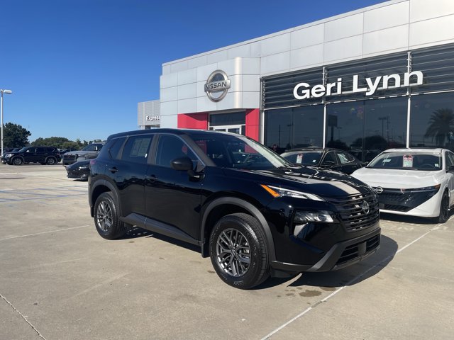 Certified 2026 Nissan Rogue S FWD image 1