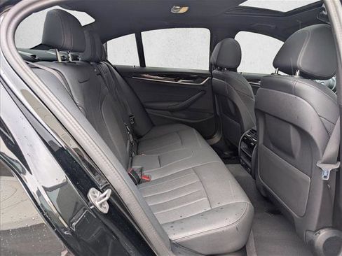 Used 2023 BMW 530e w/ M Sport Package RWD image 18