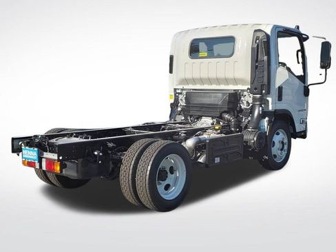 New 2025 Chevrolet Low Cab Forward 5500 XD RWD image 4