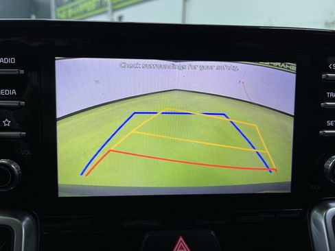 Used 2021 Kia Sorento EX w/ Panoramic Sunroof Package image 20