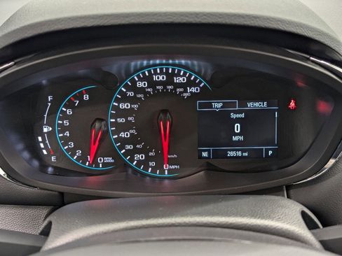 Used 2021 Chevrolet Trax LT w/ LT Convenience Package image 17