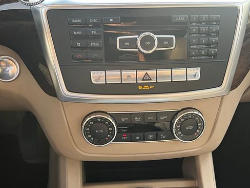 Used 2014 Mercedes-Benz ML 350 2WD image 34