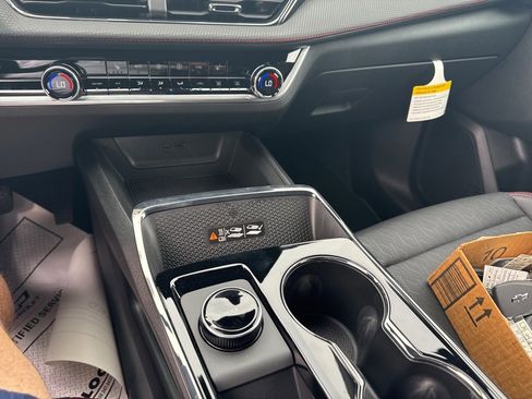 New 2026 Chevrolet Equinox RS image 17