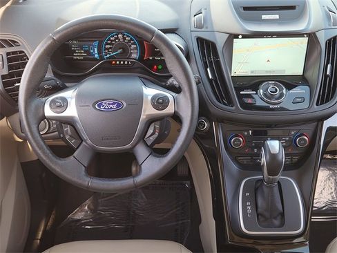 Used 2017 Ford C-MAX Energi Titanium w/ Equipment Group 501A image 27