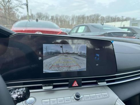 New 2026 Hyundai Elantra Limited w/ Cargo Package FWD image 18