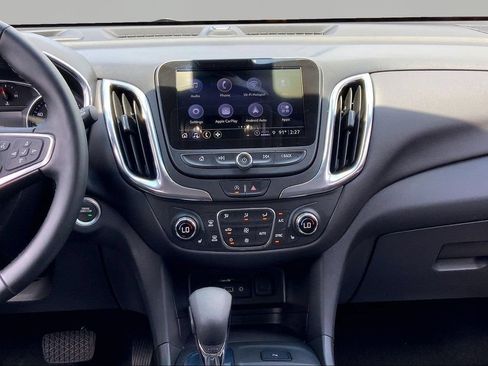 Used 2024 Chevrolet Equinox LT FWD image 9