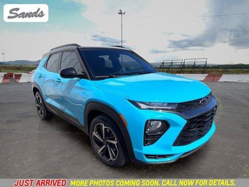 Used 2021 Chevrolet TrailBlazer RS w/ Convenience Package FWD image 1