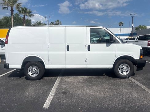 New 2025 Chevrolet Express 2500 w/ Driver Convenience Package image 6