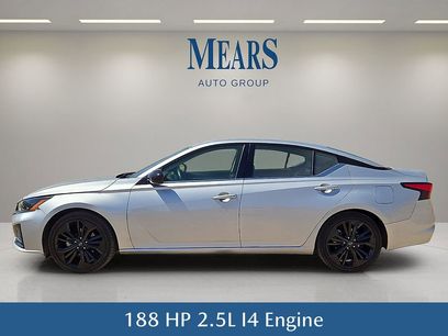 Used 2024 Nissan Altima 2.5 SR