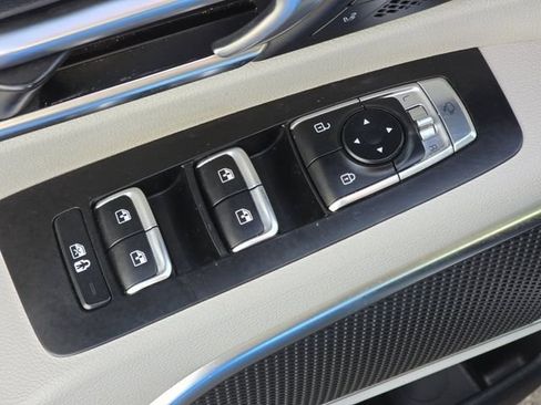 Used 2022 Kia Telluride SX w/ Towing Package FWD image 22