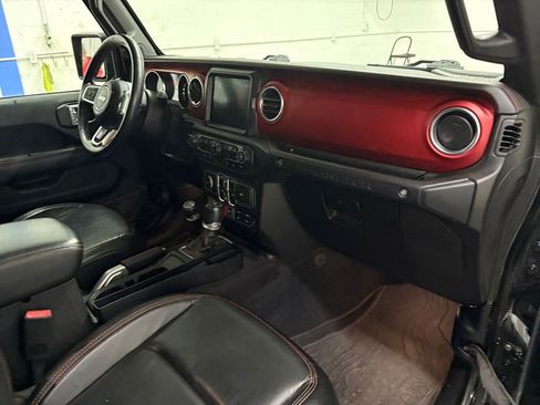 Used 2018 Jeep Wrangler Unlimited Rubicon image 19