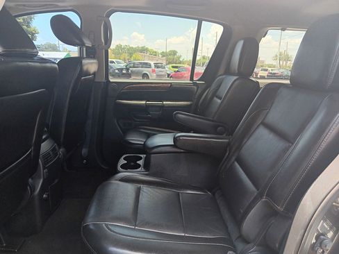 Used 2012 Nissan Armada Platinum image 13