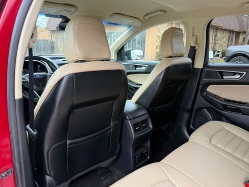 Used 2020 Ford Edge SEL w/ Convenience Package image 13