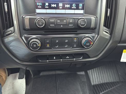 Used 2018 Chevrolet Silverado 1500 LT w/ LT Convenience Package image 21