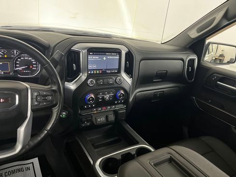 Used 2021 GMC Sierra 1500 SLT w/ SLT Convenience Package image 32