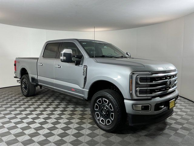 Used 2024 Ford F350 Platinum w/ FX4 Off-Road Package AWD/4WD image 3