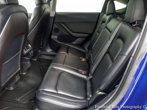 Used 2020 Tesla Model Y Long Range image 14