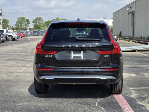 Used 2023 Volvo XC90 B6 Plus w/ Protection Package Premier image 8