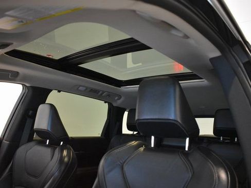 Used 2023 INFINITI QX60 Luxe w/ Performance Audio Package image 30