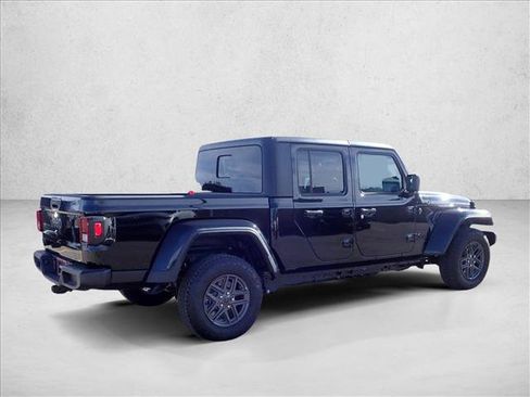 New 2025 Jeep Gladiator Sport AWD/4WD image 4