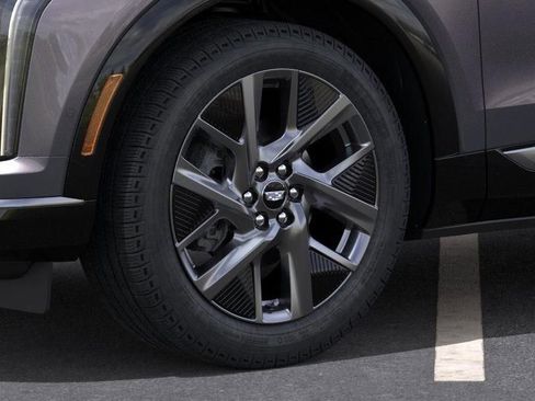 New 2026 Cadillac Optiq Luxury 1 image 9