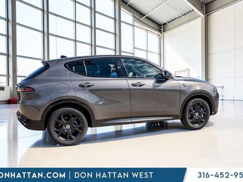 Used 2024 Dodge Hornet R/T Plus w/ R/T Blacktop Package AWD/4WD image 32