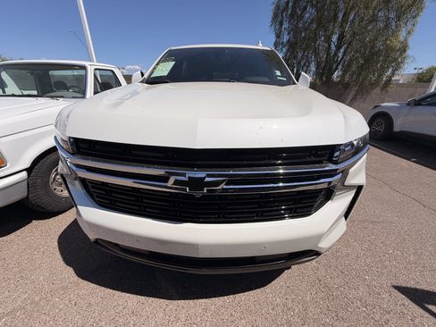 Used 2022 Chevrolet Tahoe RST w/ Sport Performance Package AWD/4WD image 2