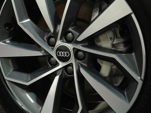 Used 2022 Audi Q5 2.0T Premium AWD/4WD image 12